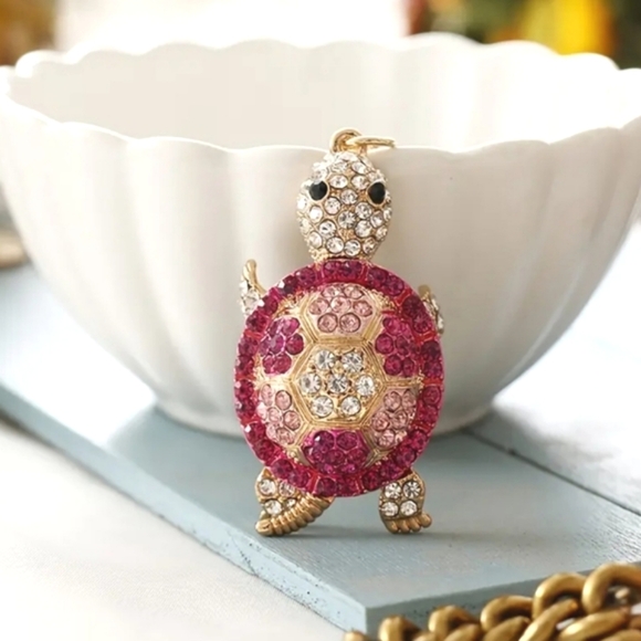 Rhinestone Turtles - Picture 3 of 5